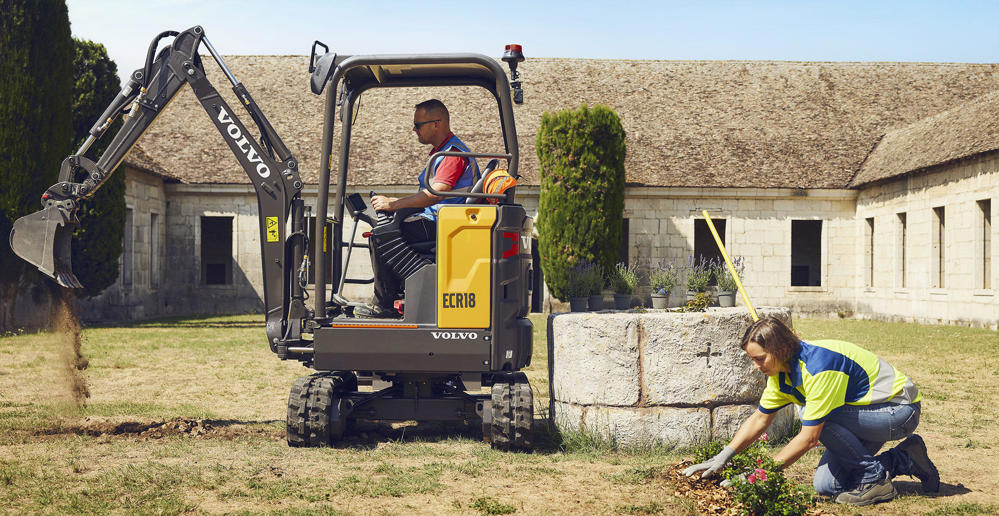 Volvo ECR18 Electric compact excavator  